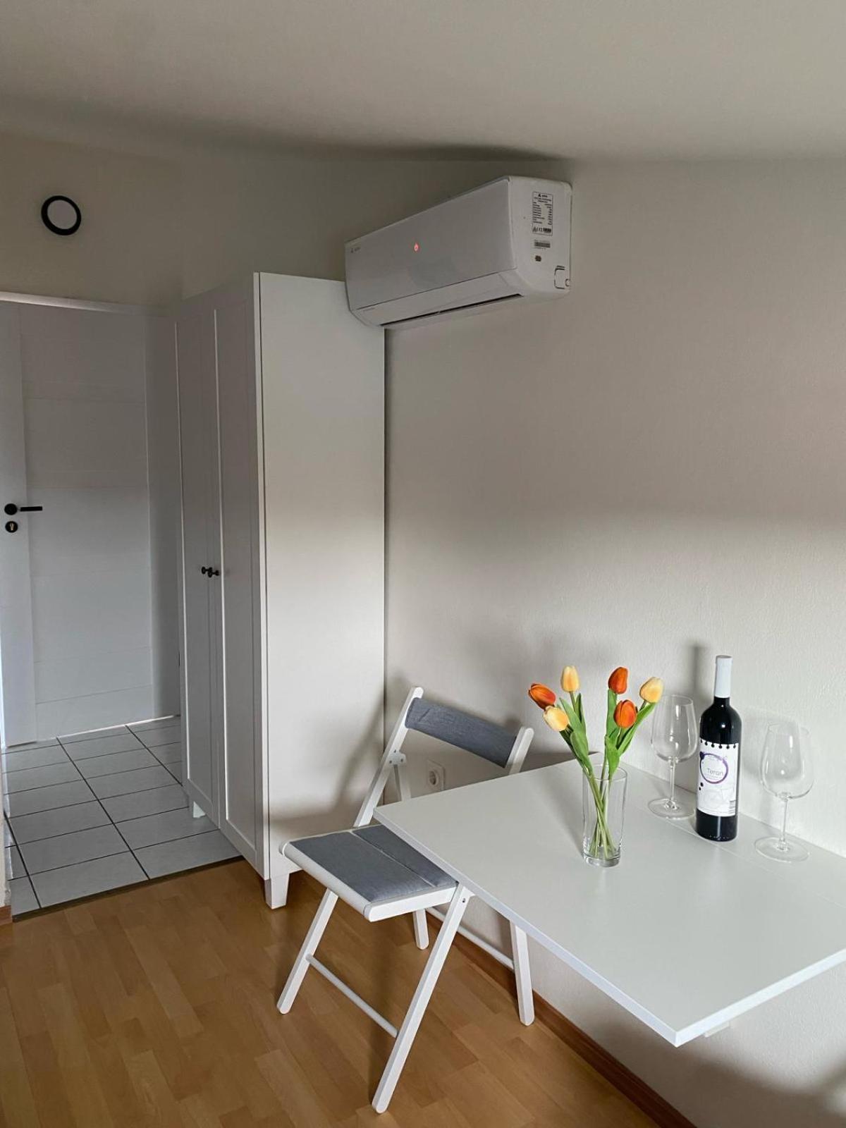 Apartments & Zimmer Jasmine 푼타나 외부 사진